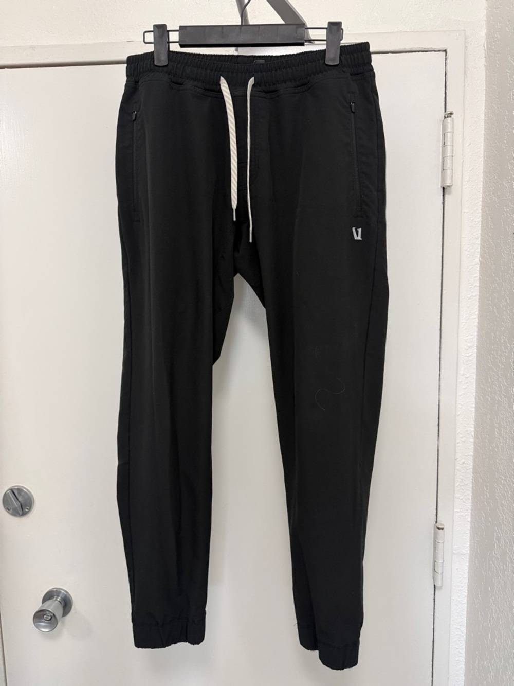 Vuori Men's Black Jogger Pants with Drawstring Waist